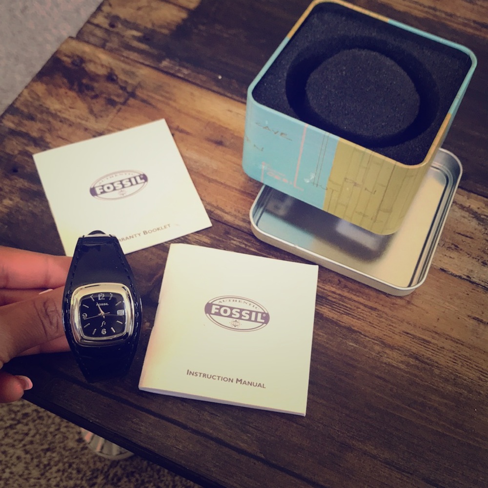 Fossil watch patent leather band